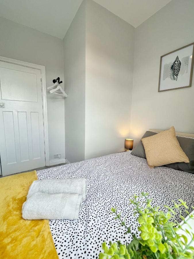 Cheerful 3 Bedroom Home With Netflix And Wi-Fi Міддлтон Екстер'єр фото